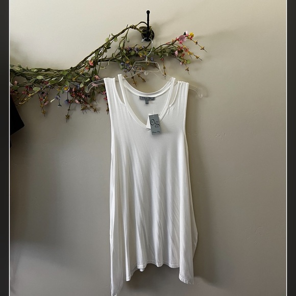 Olivia Sky Tops - New Olivia Sky White Asymmetrical Sleeveless Tunic Tank Top